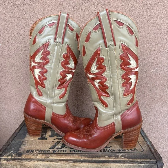 Vintage 70’s Capezio Butterfly Inlay Heeled Cowgirl Boot - Picture 11 of 16